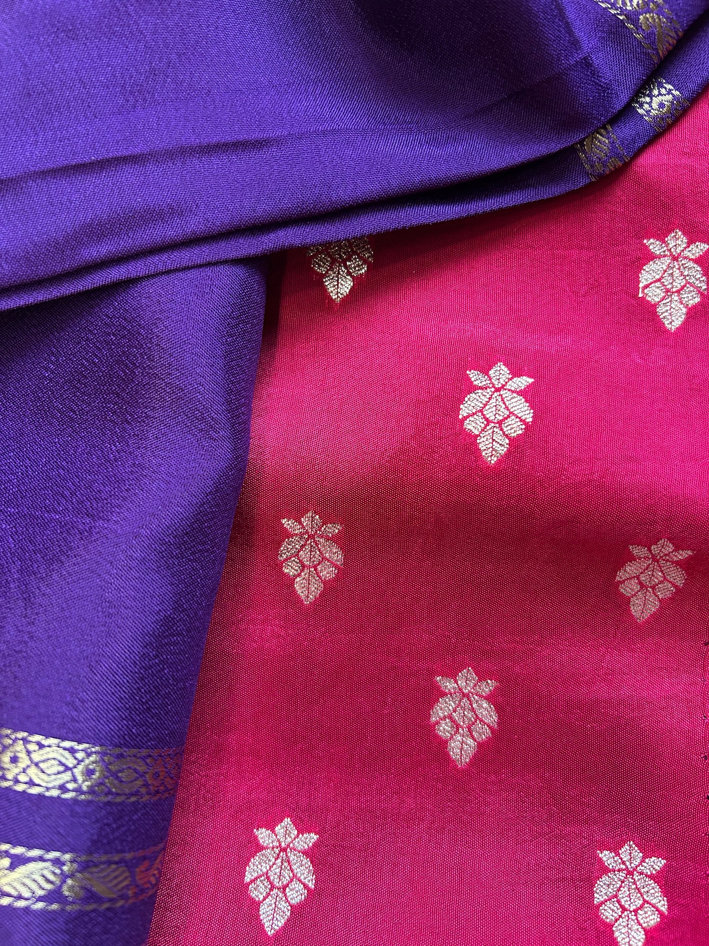 Purple gap border crepe saree