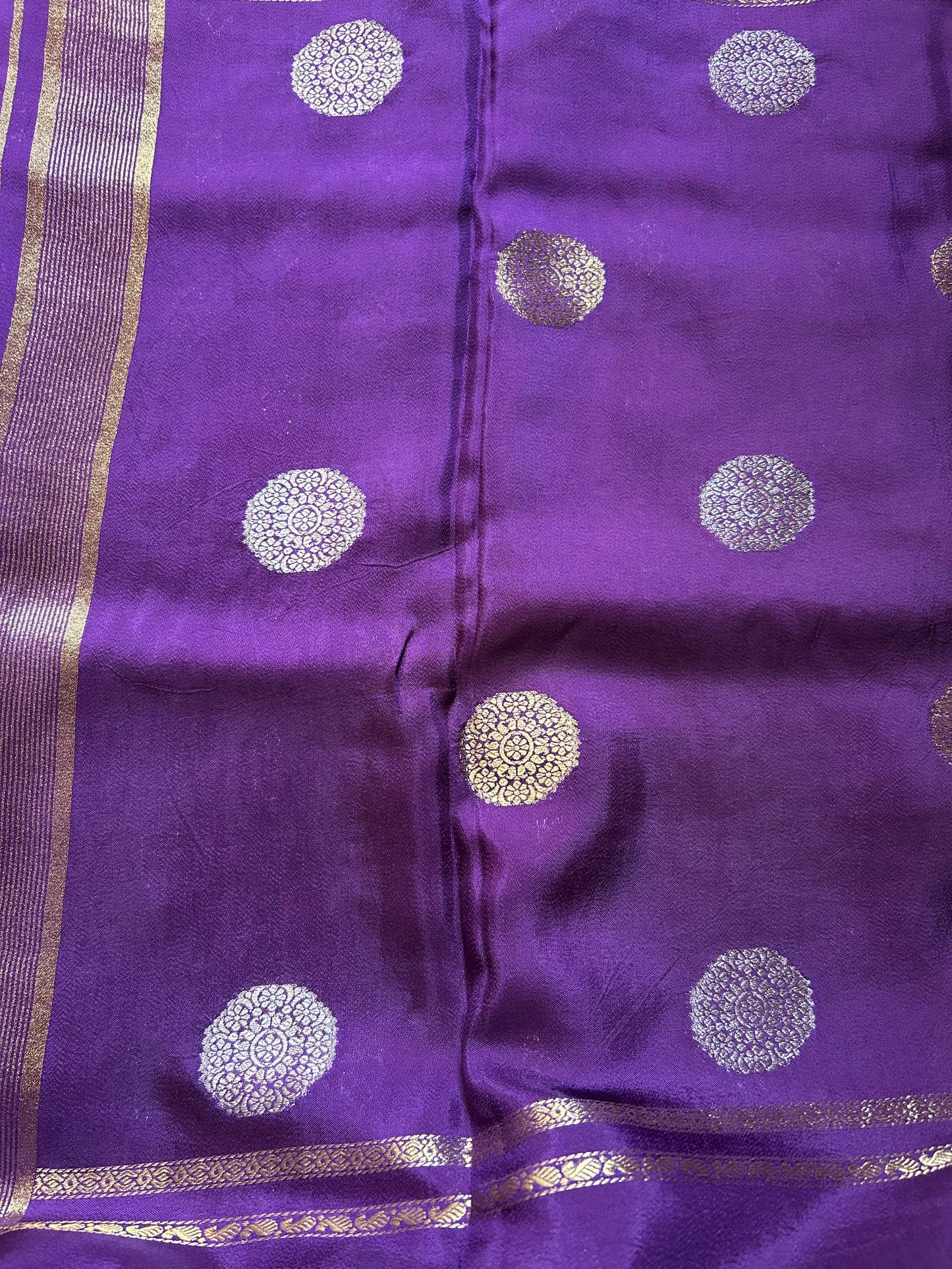 Purple gap border crepe saree
