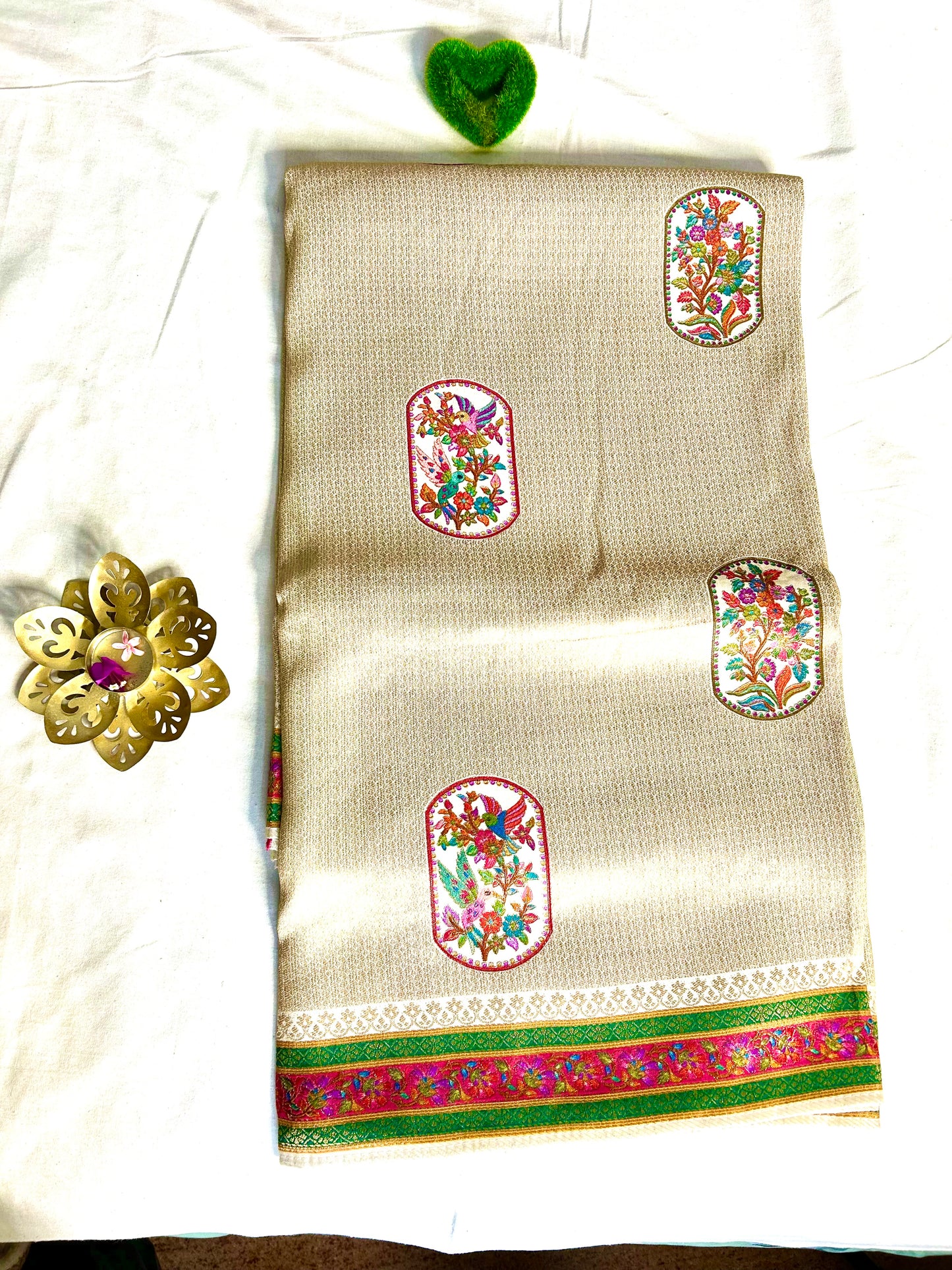 Gold Pashmina saree