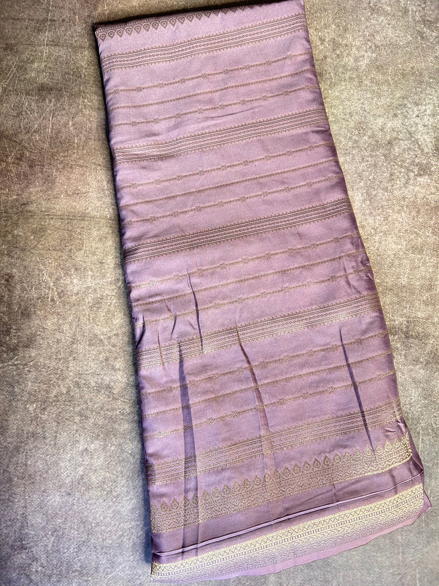 Mauve crepe Mysore silk saree